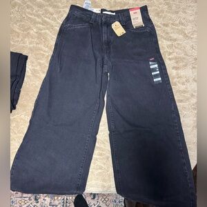 Levi’s 94 baggy jeans
